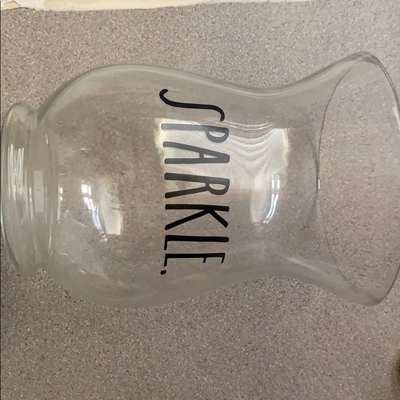 Rae Dunn Vase - Picture 2 of 2